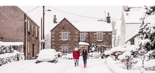 Edinburgh's leading solicitors and estate agents give tips on how to sell your home during the winter months