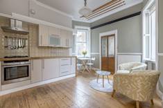 47 Jordan Lane, Morningside, Edinburgh, EH10 4QX