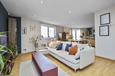 3/1 Heron Place, Granton, Edinburgh, EH5 1GG