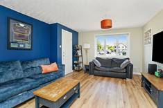212 Gilberstoun, Brunstane, Edinburgh, EH15 2RG