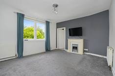 6/5 Northfield Square, Northfield, Edinburgh, EH8 7PJ