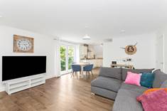 48/7 Scald Law Drive, Colinton, Edinburgh, EH13 0FL