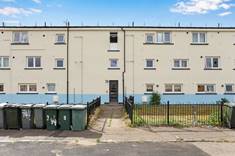 74/1 Duddingston Row, Duddingston, Edinburgh, EH15 3NJ