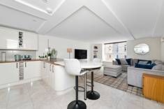 15/10 Hermand Crescent, Slateford, Edinburgh, EH11 1LP