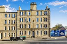 21/10 Yeaman Place, Polwarth, Edinburgh, EH11 1BT