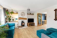 8 Silverburn Drive, Penicuik, EH26 9AQ