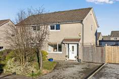 135 Baberton Mains Drive, Baberton, Edinburgh, EH14 3EA