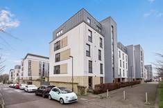 18/1 Kimmerghame Path, Fettes, Edinburgh, EH4 2GN