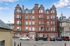 52/7 Bath Street, Portobello, Edinburgh, EH15 1HF
