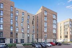 10/15 Cunningham Square, Portobello, Edinburgh, EH15 1BH