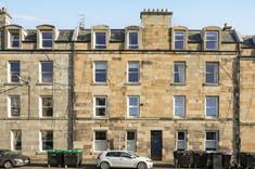 8/8 Mentone Avenue, Portobello, Edinburgh, EH15 1HZ