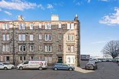 19/10 Albion Place, Leith, Edinburgh, EH7 5QS