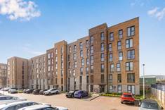 2/11 Cunningham Square, Portobello Edinburgh, EH15 1BF