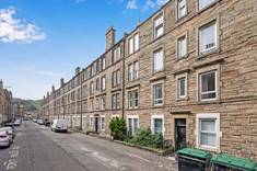 16 (1F3) Dalgety Avenue, Meadowbank, Edinburgh, EH7 5UG