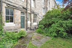 34/2 Broughton Road, Broughton, Edinburgh, EH7 4ED