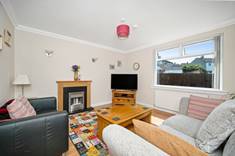 15 Marchbank Way, Balerno, Edinburgh, EH14 7LP