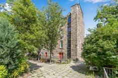 2 Coinyie House Close, Old Town, Edinburgh, EH1 1NL