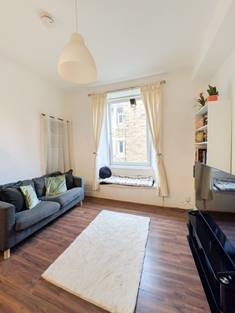 17 (1F4), Dalgety Street, Meadowbank, Edinburgh, EH7 5UN