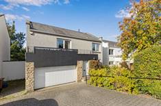 19 York Road, Trinity, Edinburgh, EH5 3EJ