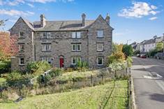 2/2 Northfield Avenue, Northfield, Edinburgh, EH8 7PR