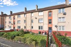 9/1 Northfield Farm Avenue, Northfield, Edinburgh, EH8 7QW
