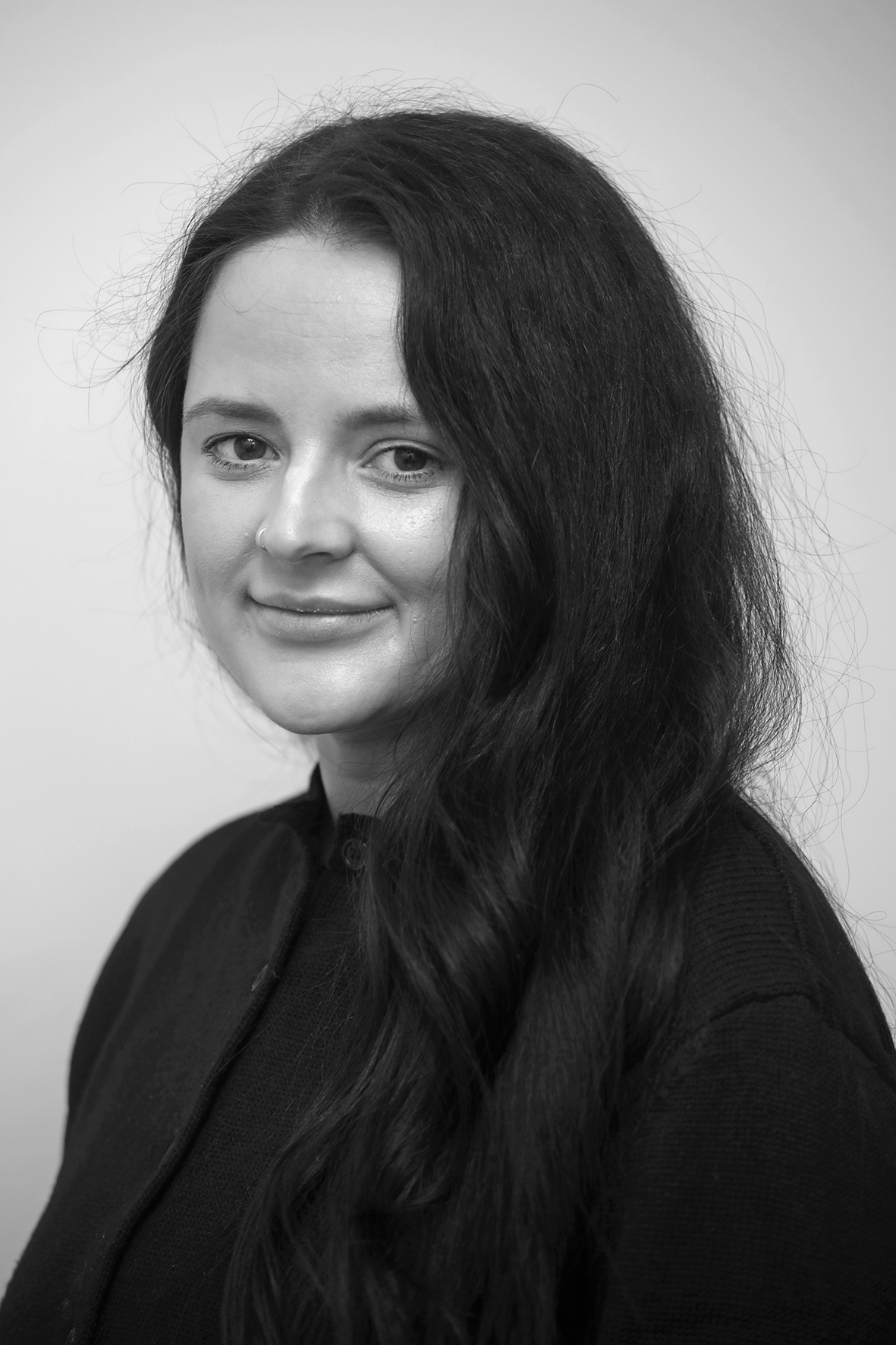 Elle Maxwell - Legal Assistant